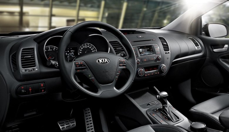 Kia cerato 2013 салон