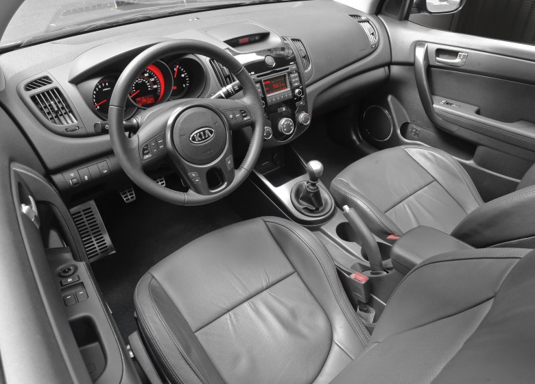 Kia cerato 2 салон