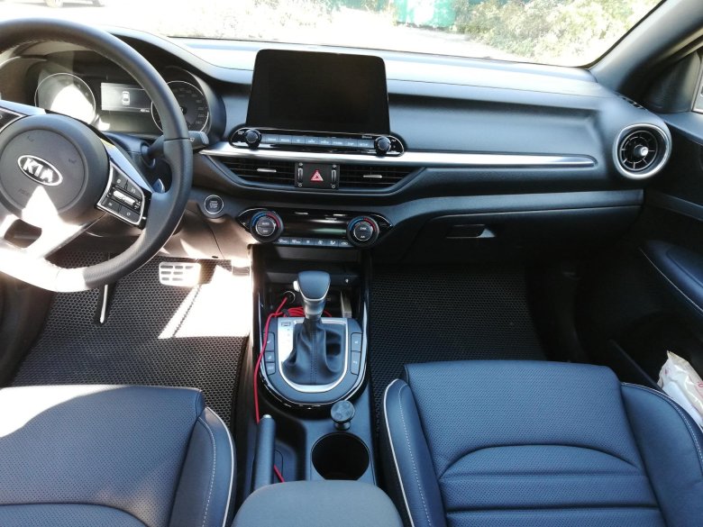 Церато 4 салон