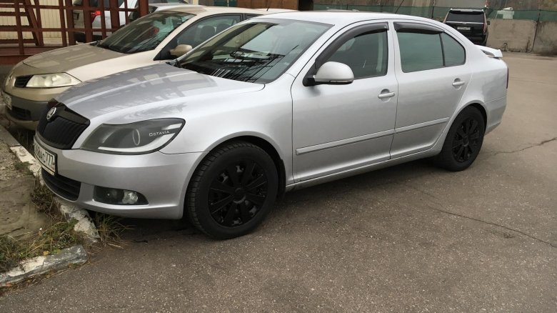 Skoda octavia a5 серебристая