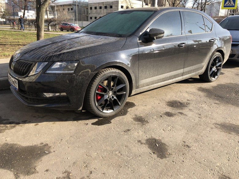 Skoda octavia a7 диски r18
