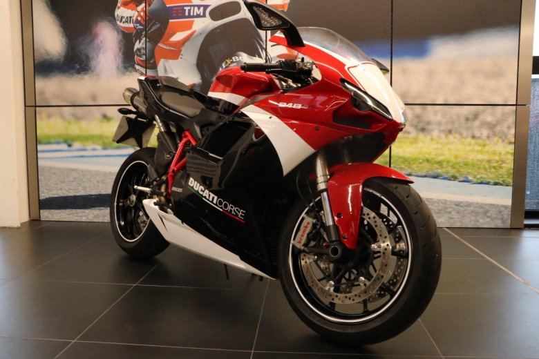 Ducati 848 evo