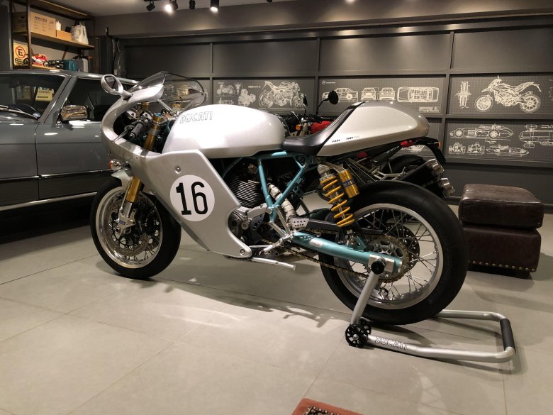 Ducati sport classic