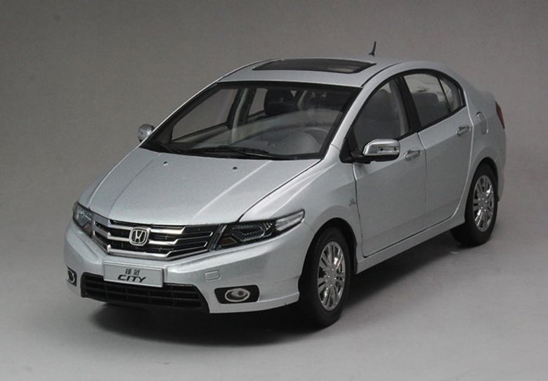 Автомобиль игрушка