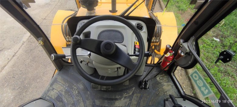 Экскаватор погрузчик китайский