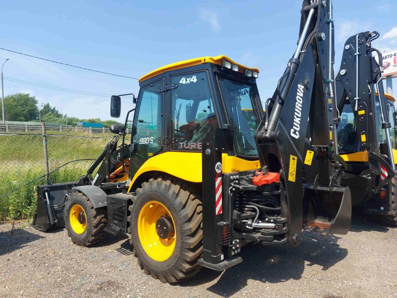 Чукурова 884 экскаватор погрузчик
