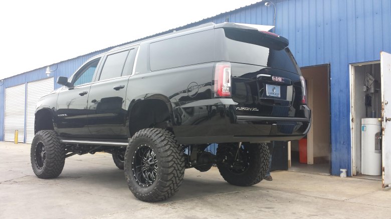 Chevrolet suburban gmc yukon xl