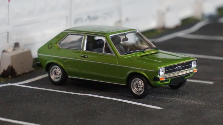 Коллекция моделей автомобилей