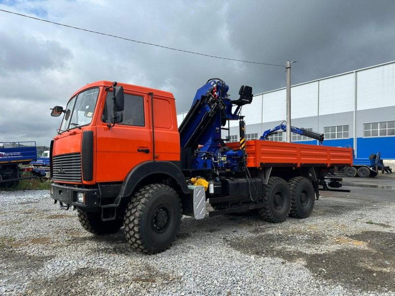 Маз 6317 бортовой с кму