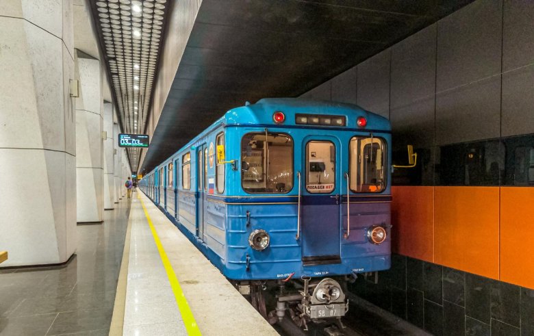 Еж вагон метро