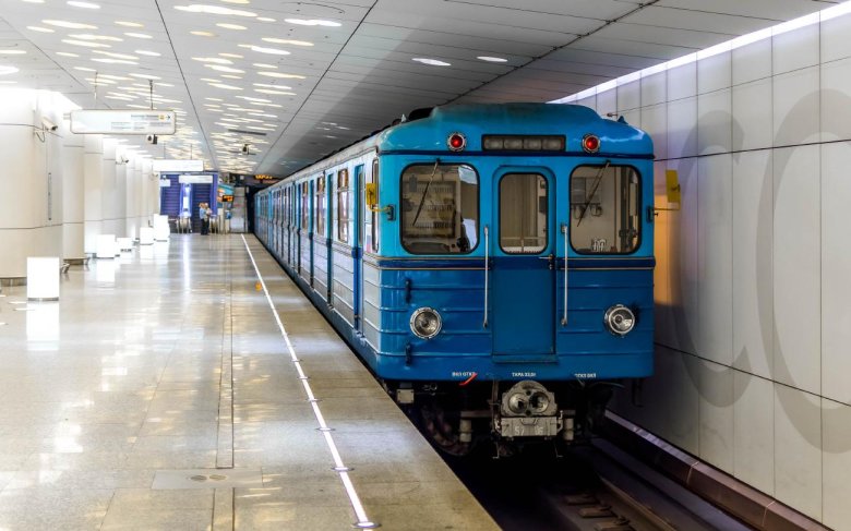 Москва вагон метро