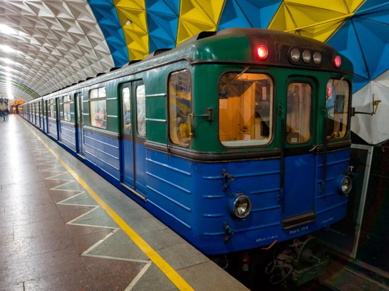 Харьковский метрополитен еж3