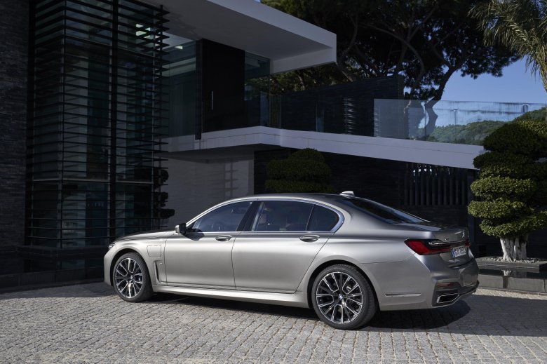 Bmw 745 le xdrive
