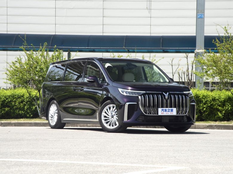 Китайский минивэн 2022 voyah dreamer