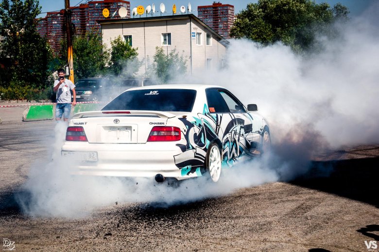 Тойота чайзер 100 бернаут