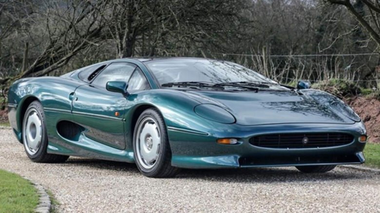 Jaguar xj 220