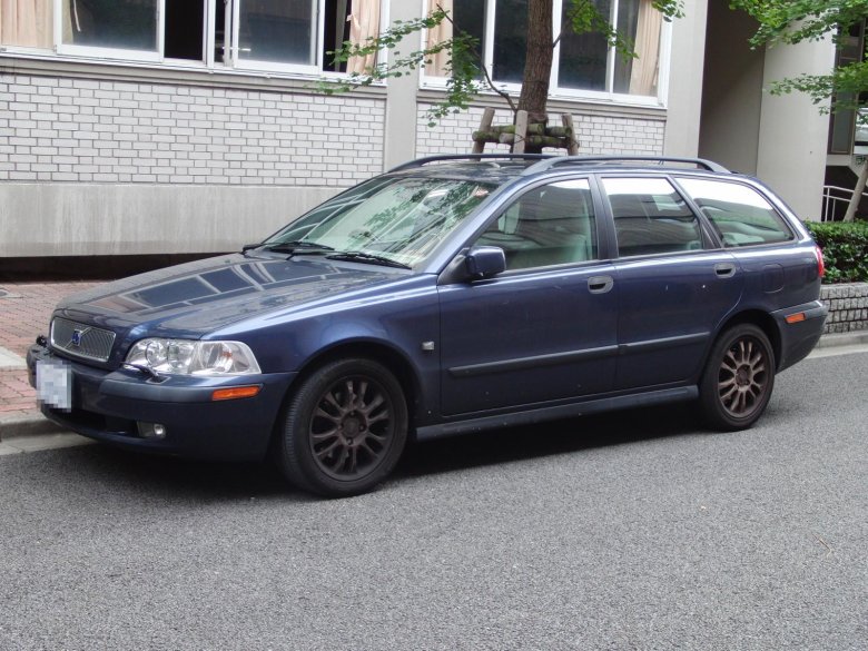 Вольво в40 универсал