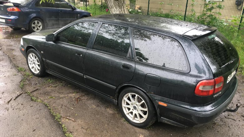 Вольво в 40 универсал