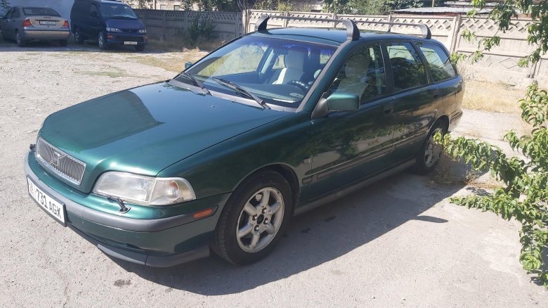 Вольво универсал