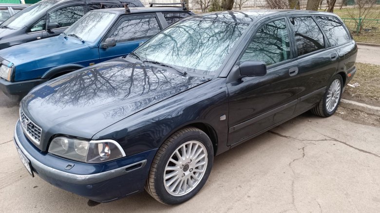 Вольво s 40 2003