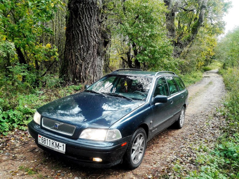 Вольво с 40 2003