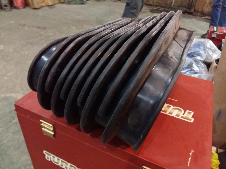 Резиновая гофра воздушного фильтра камаз