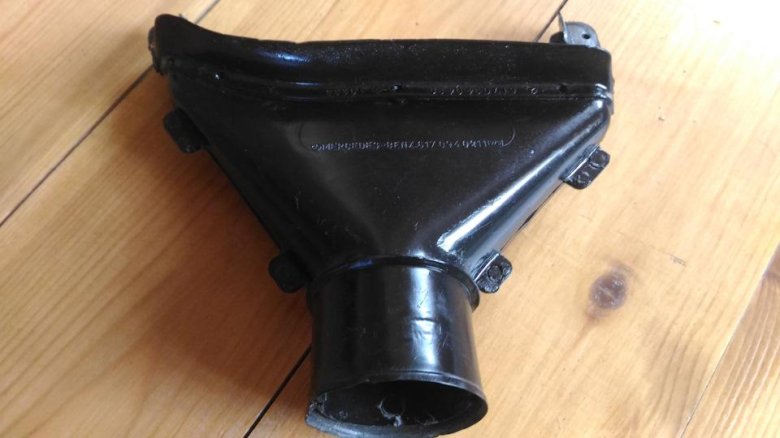 Воздухозаборник на мерседес w202