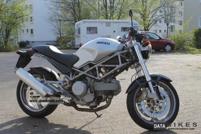Ducati monster 900