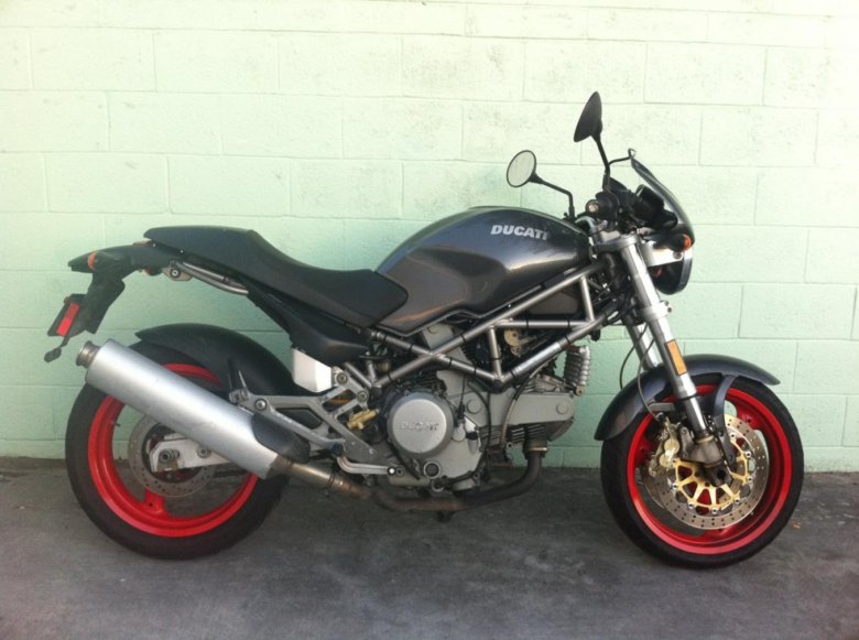 Ducati monster 916 s4
