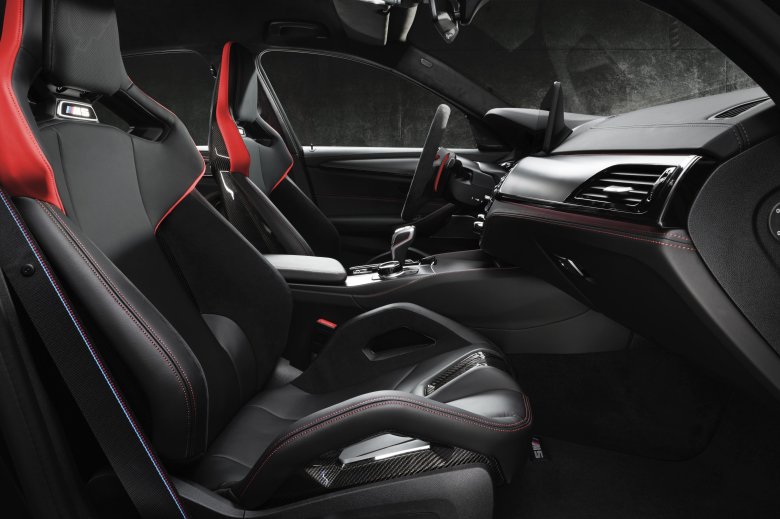 Bmw m5 cs салон