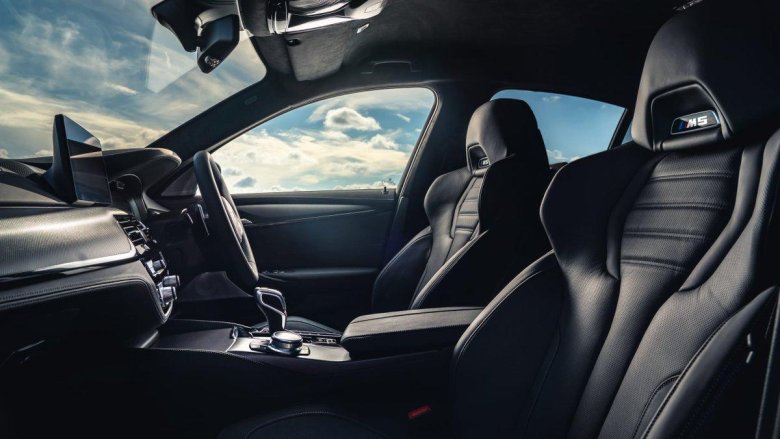 Bmw m5 2021 салон