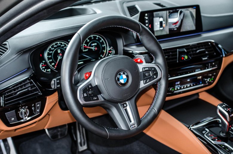 Bmw m5 f90 салон