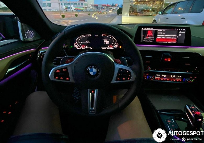 Bmw m5 competition салон