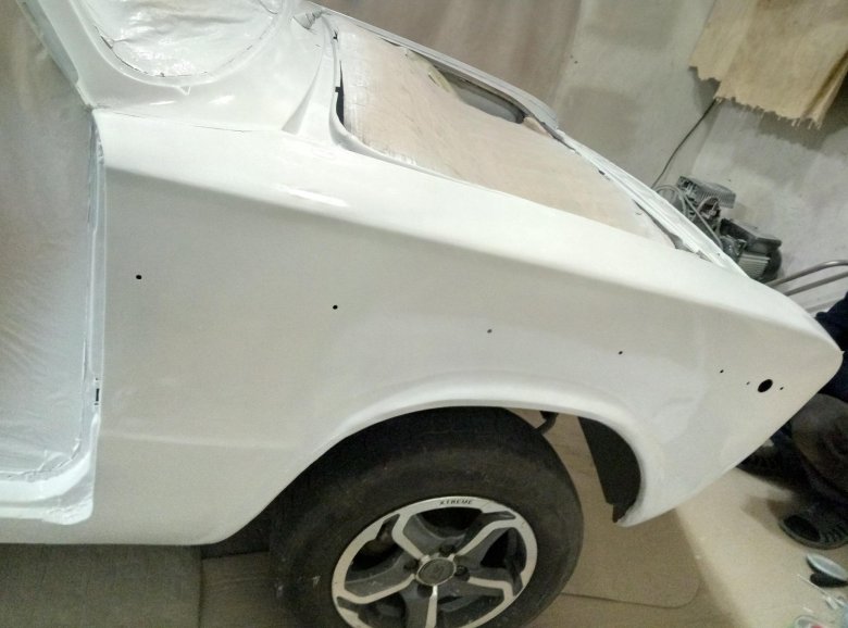 Белая ваз 2106