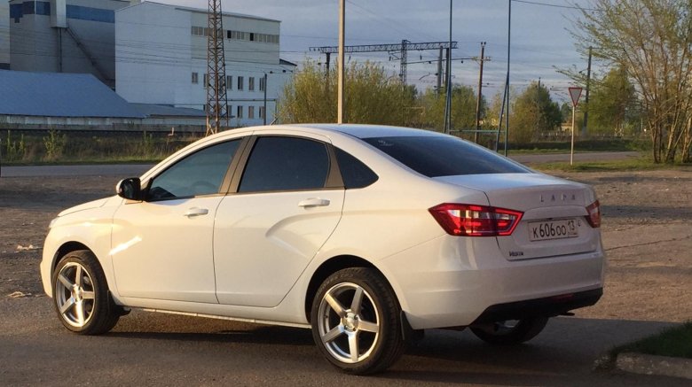 Лада веста воссены r16