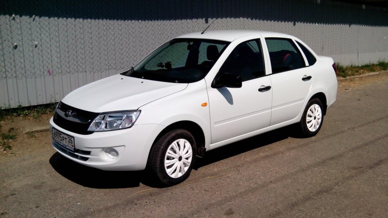 Белая лада гранта