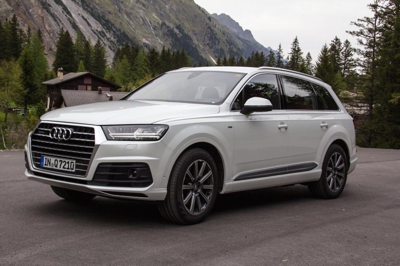 Audi q7 2016