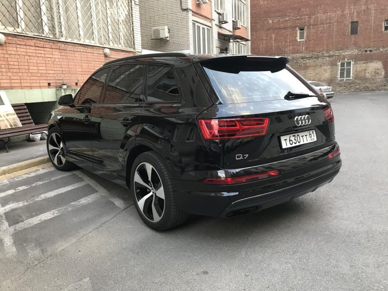 Ауди q7 2017 черный