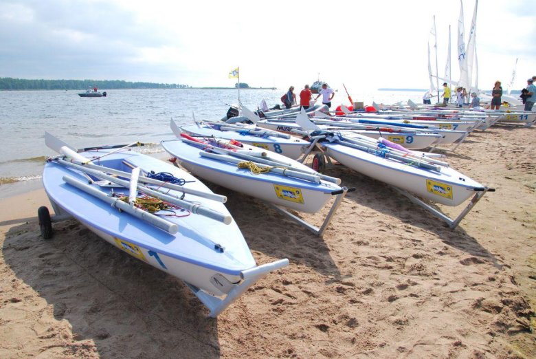 Луч швертбот