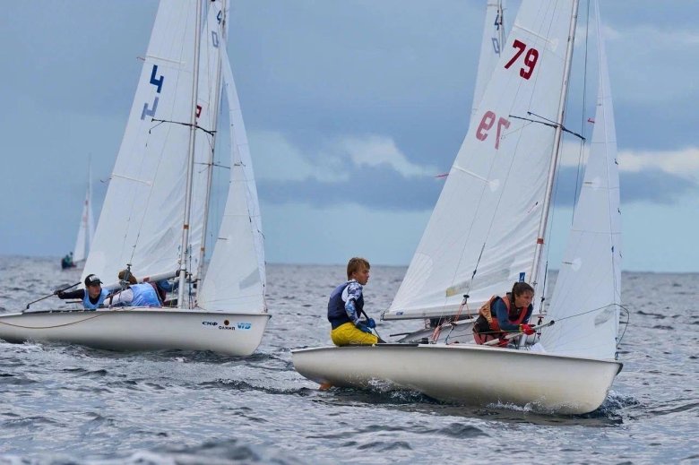Соревнование по парусному спорту