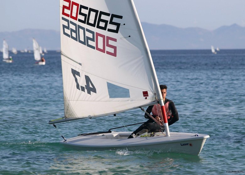 Швертбот лазер радиал