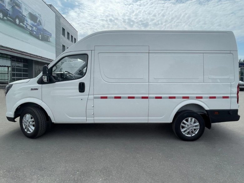 Донг фенг грузовой фургон