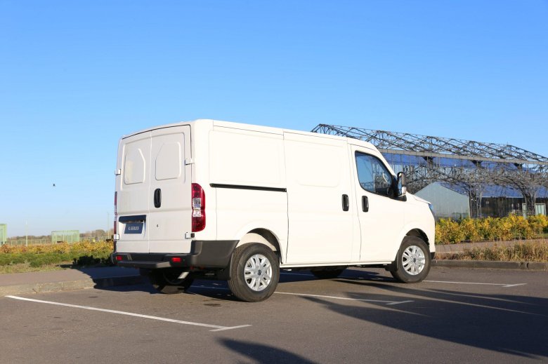 Донг фенг фургон