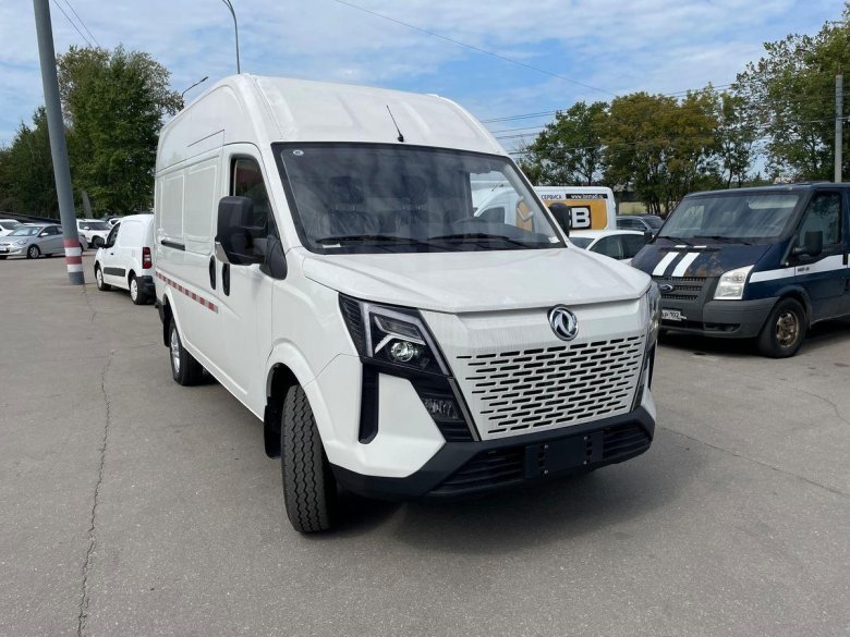 Донг фенг фургон цельнометаллический