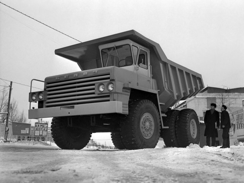Грузовик белаз