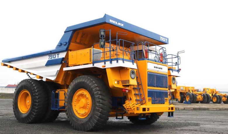 Самосвал белаз 75131