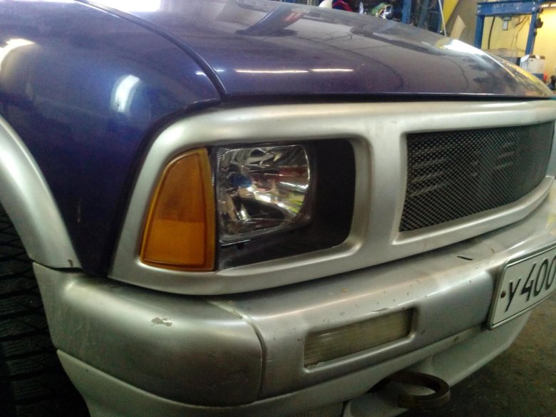Фара chevrolet blazer