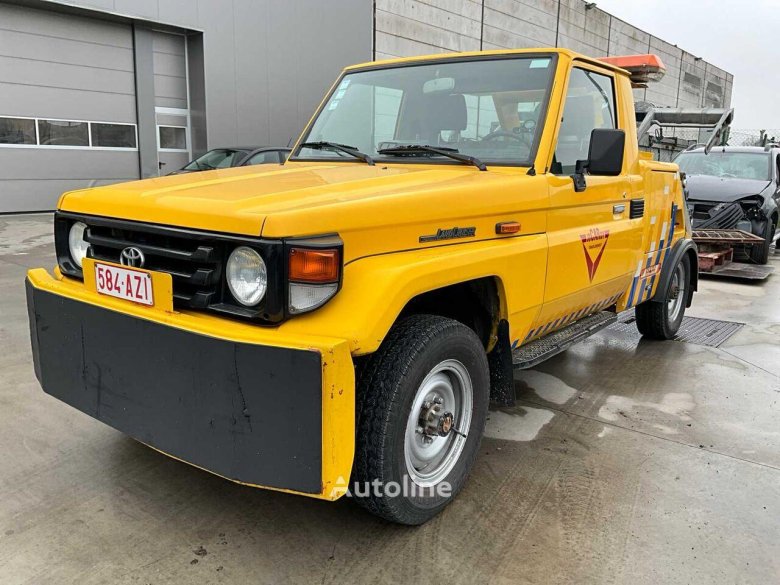 Toyota land cruiser 79 pickup