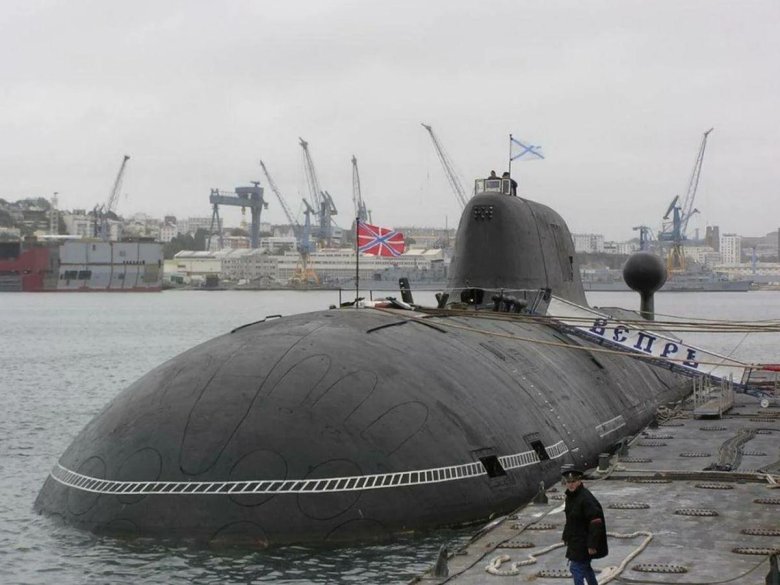 Российская подводная лодка