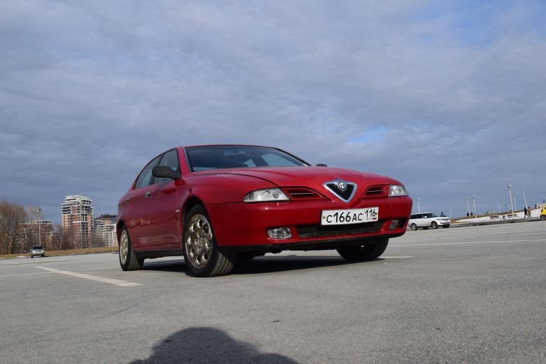 Alfa romeo 166